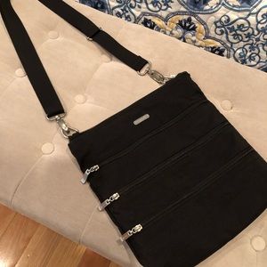 Baggallini bag